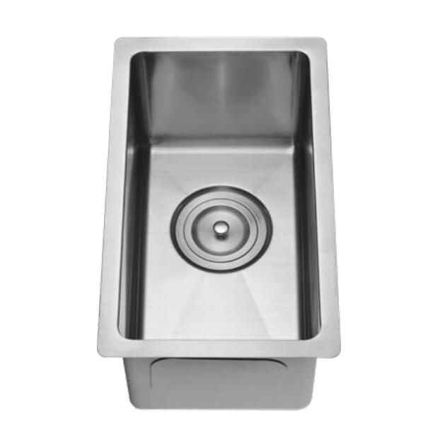 kitchen sinks and