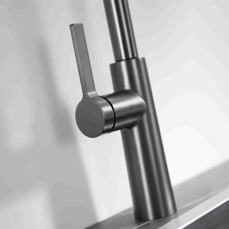 black kitchen faucets
