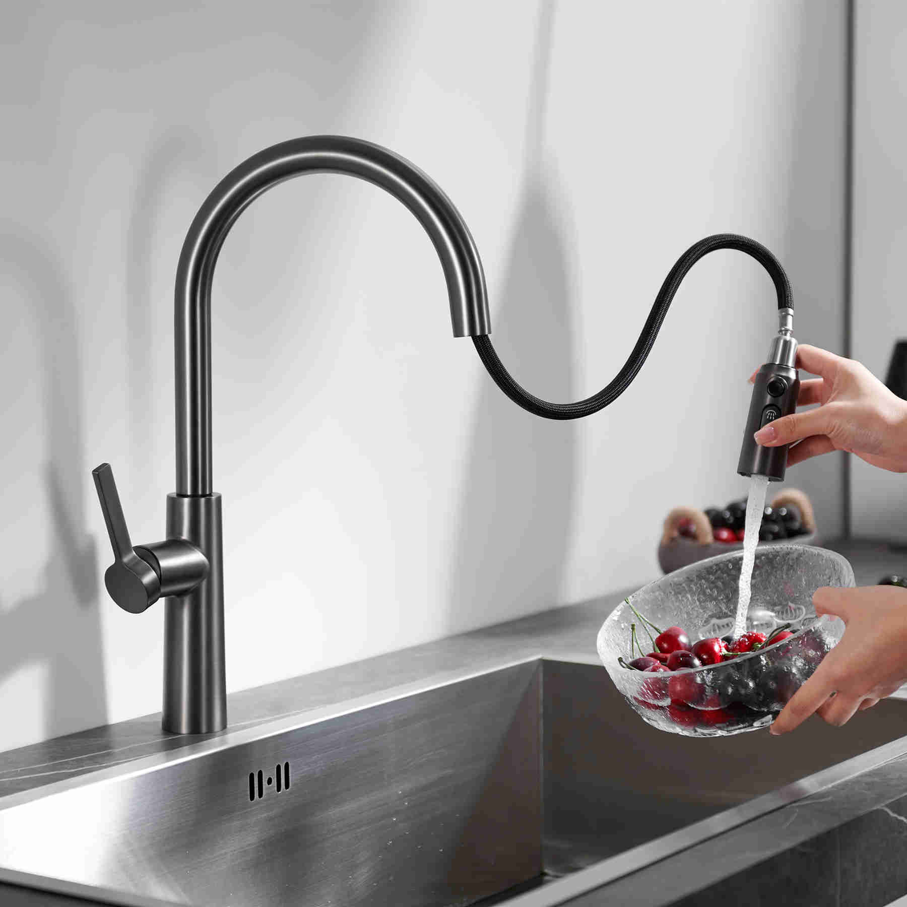 Kitchen Faucet With Accessories
