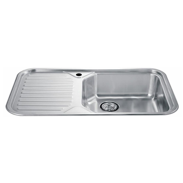 kitchen sink with accessories